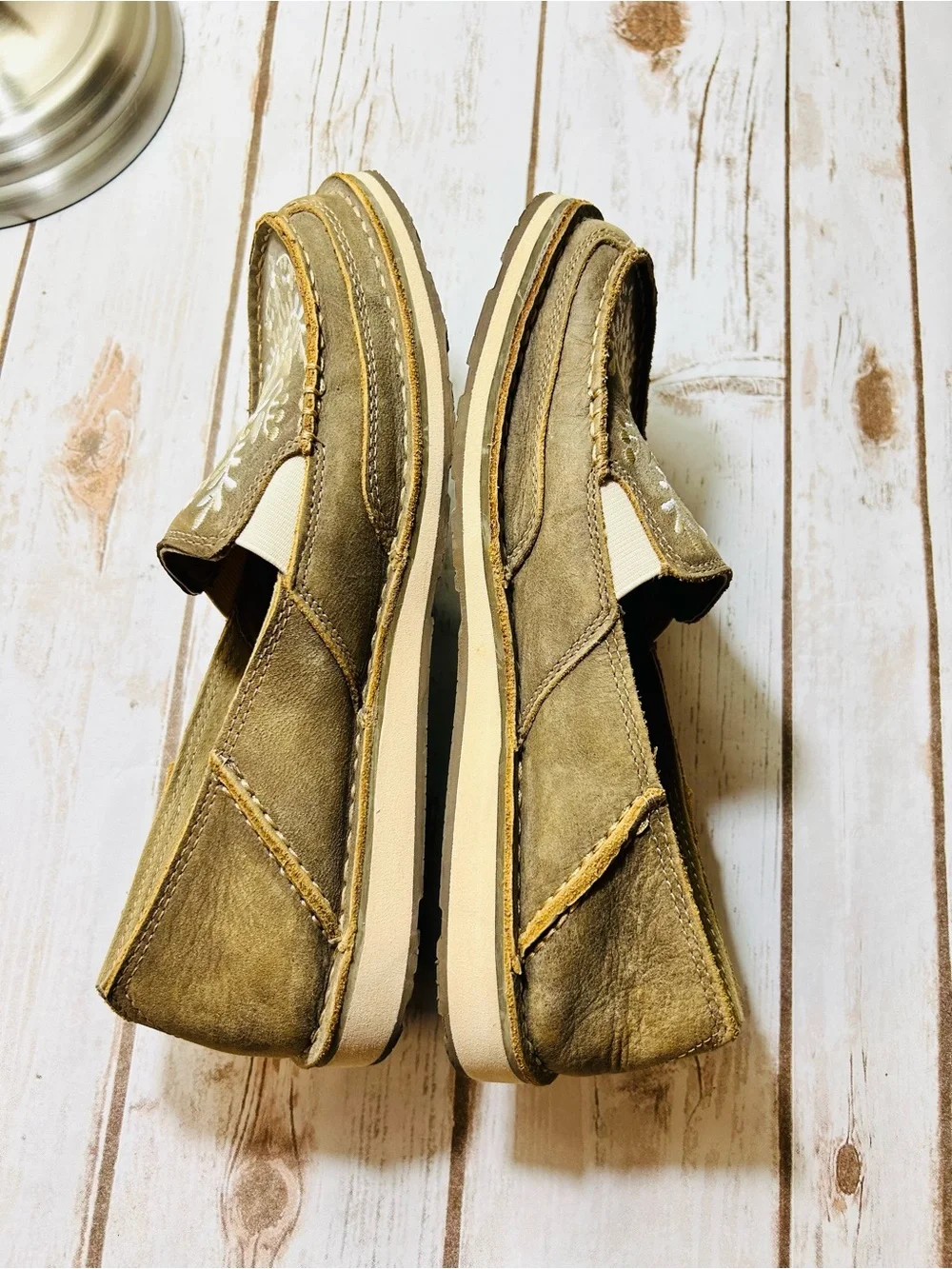 Ariat Suede Cruiser Loafers Slip-On Dark Tan White Embroidery - Picture 5 of 9